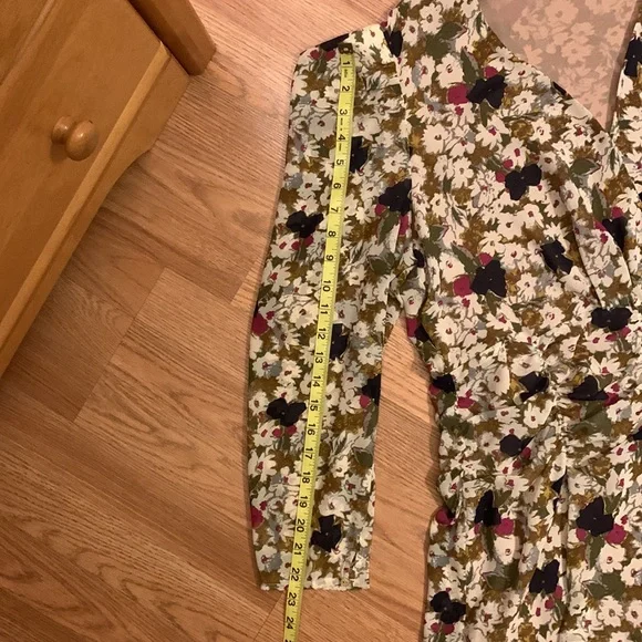 ASTR the Label NWOT Beautiful Floral Mini Dress XL - Picture 6 of 12